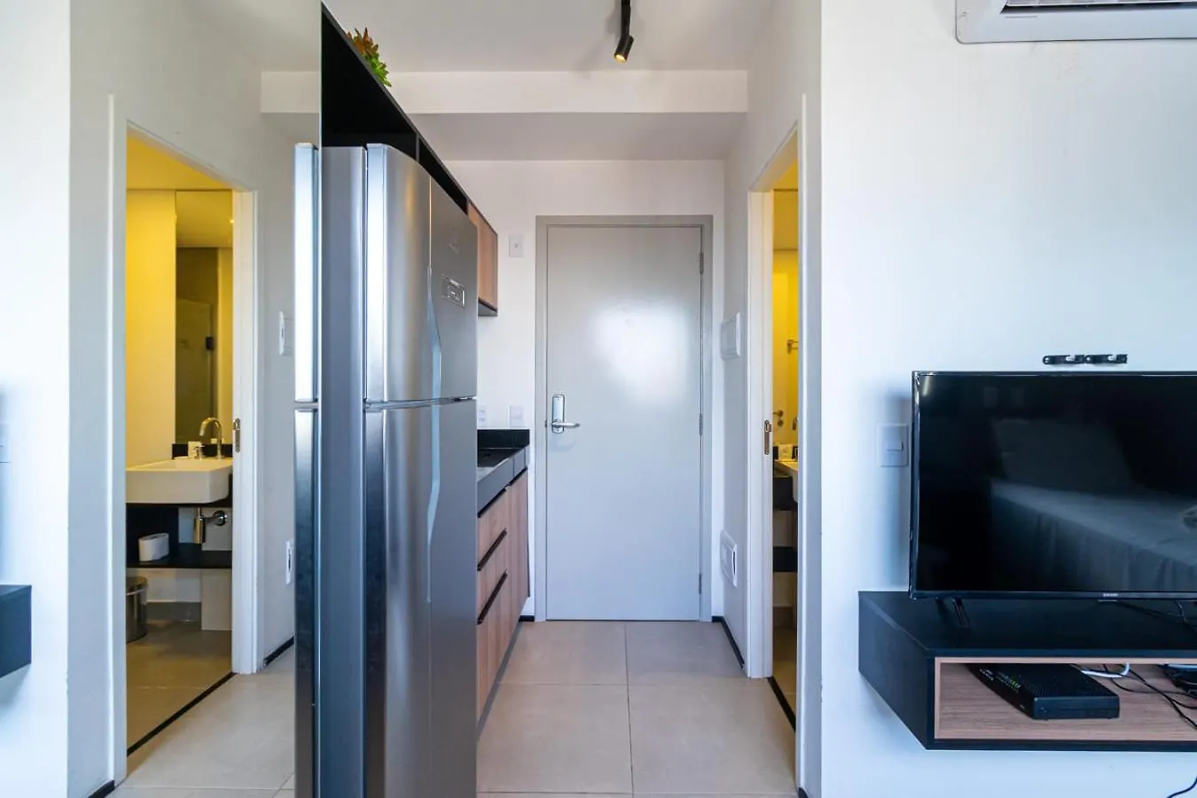 Apartamento 360 Vn Humberto By Housi São Paulo Brasil