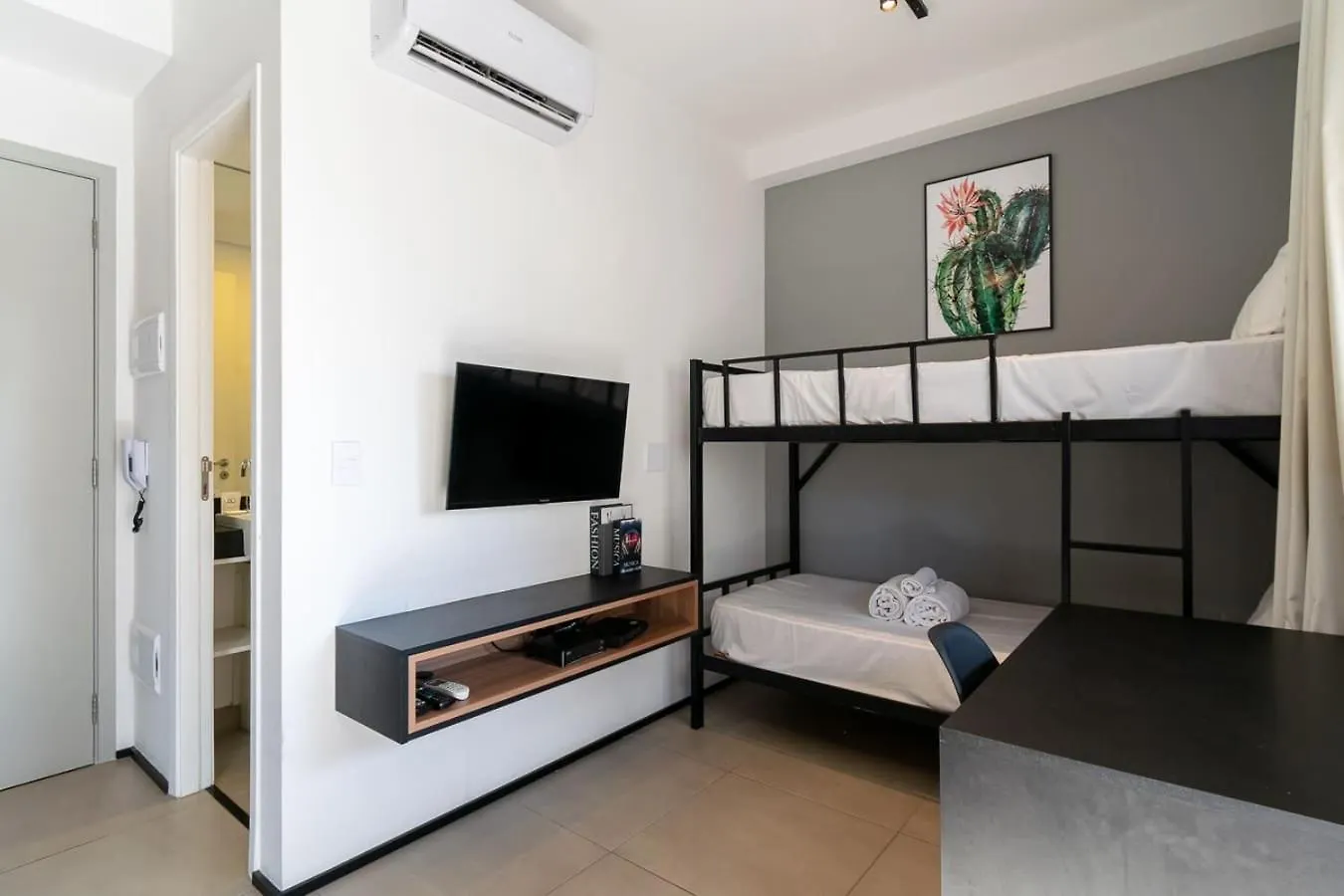Apartamento 360 Vn Humberto By Housi São Paulo