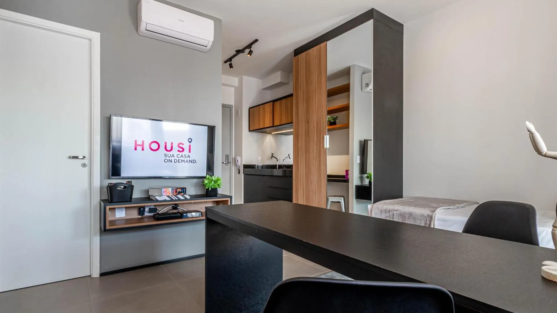 Apartamento 360 Vn Humberto By Housi São Paulo 0*,