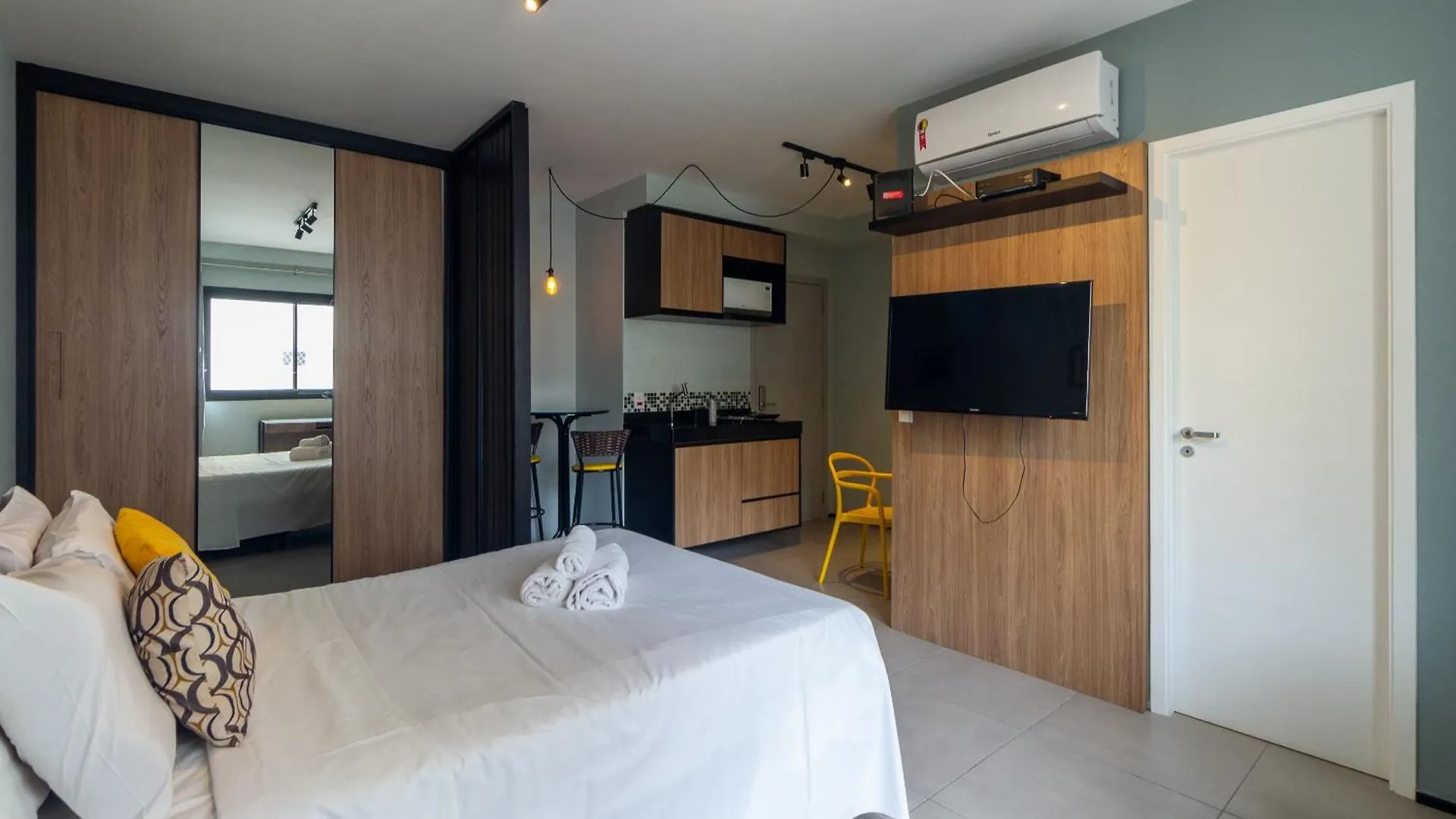 360 Vn Humberto By Housi Apartment Sao Paulo 0*,  Brazil